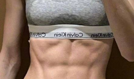 腹肌女生照片,展现女性健康之美