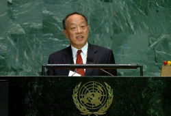 李肇星照片,外交官的微笑与智慧