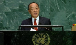 李肇星照片,外交官的微笑与智慧