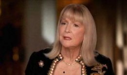 伊丽莎白霍尔姆生活照,镜头下的优雅与魅力